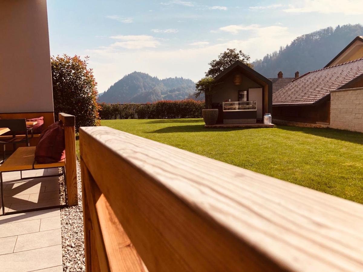 ホテル Na Vasi Restavracija In Prenocisca Škofja Loka エクステリア 写真